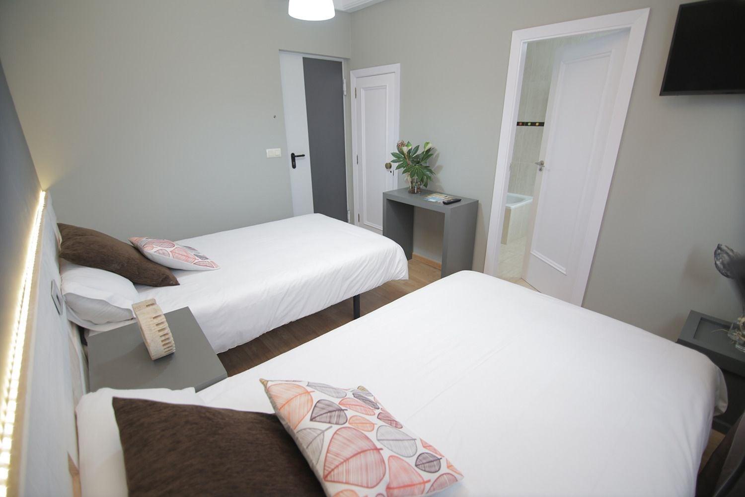 Hotel Alda Estacion Виго Екстериор снимка
