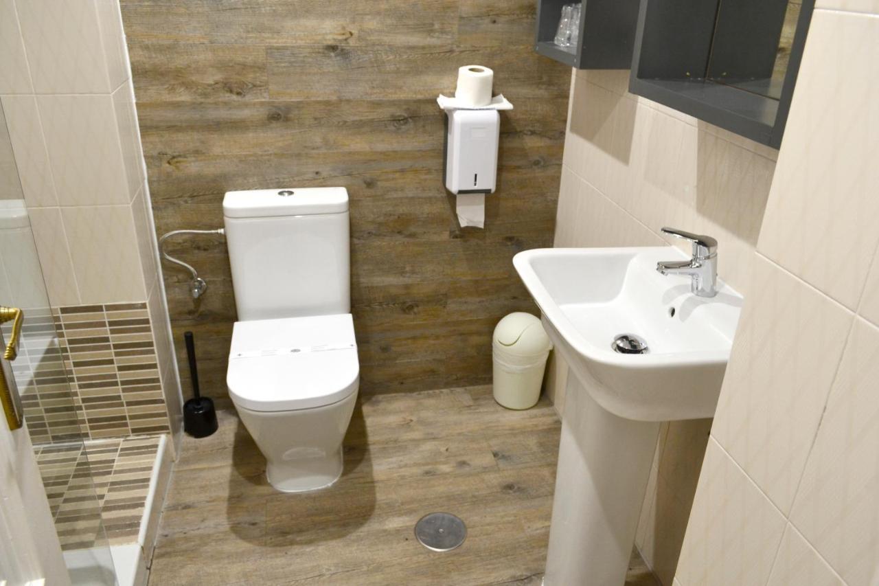 Hotel Alda Estacion Виго Екстериор снимка